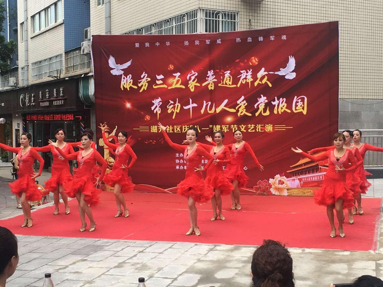 工信部：数字技术赋能银发经济 弥合老年人“数字鸿沟”
